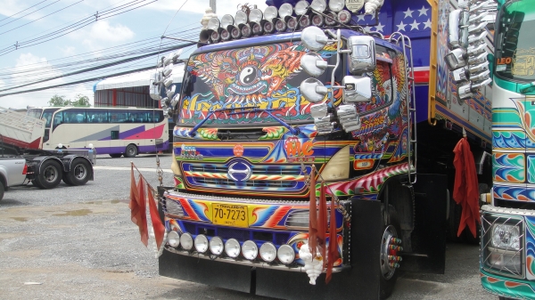 ลดแรงๆ พิเศษสุดๆ จำหน่ายและติดตั้งชุดแต่งรถ10ล้อ 6ล้อ ทุกชนิดโดยช่างมืออาชีพ ราคาโรงงานส่งให้ถึงบ้าน