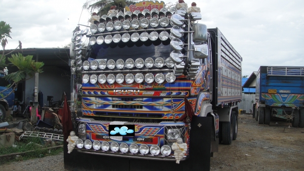 ลดแรงๆ พิเศษสุดๆ จำหน่ายและติดตั้งชุดแต่งรถ10ล้อ 6ล้อ ทุกชนิดโดยช่างมืออาชีพ ราคาโรงงานส่งให้ถึงบ้าน