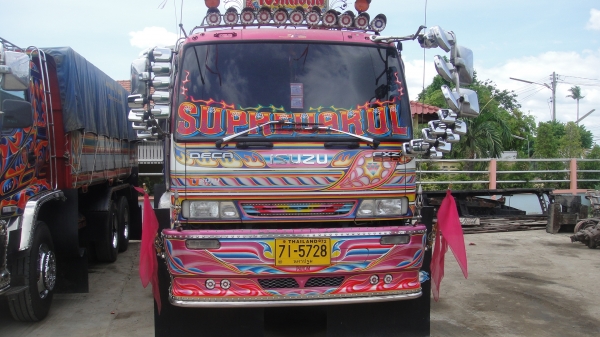 ลดแรงๆ พิเศษสุดๆ จำหน่ายและติดตั้งชุดแต่งรถ10ล้อ 6ล้อ ทุกชนิดโดยช่างมืออาชีพ ราคาโรงงานส่งให้ถึงบ้าน