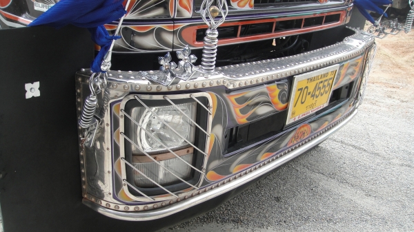 ลดแรงๆ พิเศษสุดๆ จำหน่ายและติดตั้งชุดแต่งรถ10ล้อ 6ล้อ ทุกชนิดโดยช่างมืออาชีพ ราคาโรงงานส่งให้ถึงบ้าน