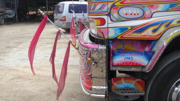 ลดแรงๆ พิเศษสุดๆ จำหน่ายและติดตั้งชุดแต่งรถ10ล้อ 6ล้อ ทุกชนิดโดยช่างมืออาชีพ ราคาโรงงานส่งให้ถึงบ้าน