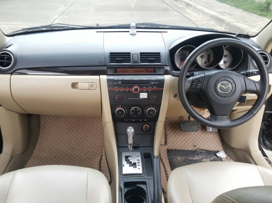 2010 MAZDA 3 1.6V รถสวย น่าใช้สุดๆ เดิมๆทั้งคัน ซื้อไปคุ้มสุดๆ