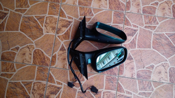 กระจกมองข้าง Volkswagen Passat V5 กระจกมองข้าง Volkswagen Passat V5