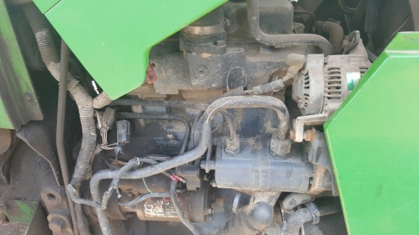 ขาย รถไถ JOHN DEERE 5310 เพลาเดียว ปี 57 สภาพพร้อมใช้งาน เอกสารเล่มทะเบียนครบ อุปกรณ์มีผาน 6 และใบดันหน้า