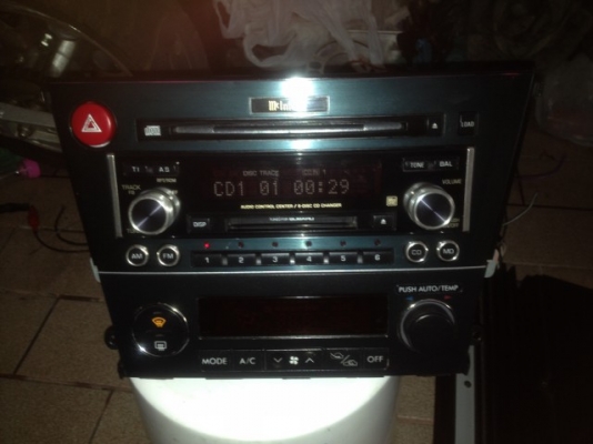 mcintosh cd 6 เเผ่น md พร้อมเเอม 5ชาเเนลเก่าญี่ปุ่นเเท้สภาพสวยใช้งานได้ปกติ