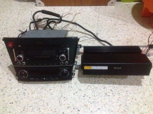 mcintosh cd 6 เเผ่น md พร้อมเเอม 5ชาเเนลเก่าญี่ปุ่นเเท้สภาพสวยใช้งานได้ปกติ