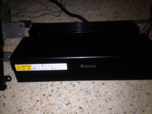 mcintosh cd 6 เเผ่น md พร้อมเเอม 5ชาเเนลเก่าญี่ปุ่นเเท้สภาพสวยใช้งานได้ปกติ