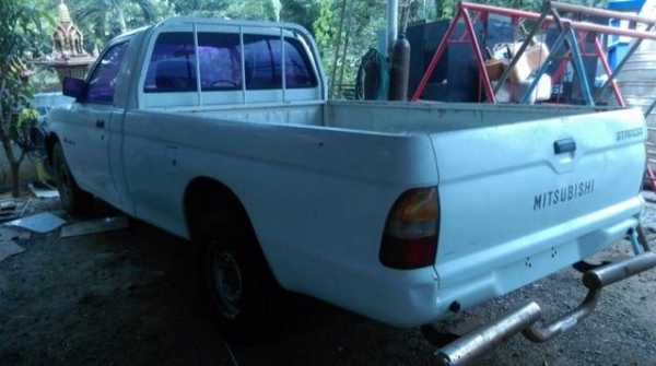 มิตซูบิชิสตาดาร์ สีขาว บาง เครื่องดี คัทซีสวย ภายในสวย ราคาเร้า 89,000 โทร 0856390132