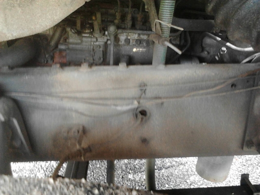 รถอีซูซุ 10  ล้อ ตู้เย็น FVM 195 แรงม้า.     สนใจติดต่อ  081 - 6079515