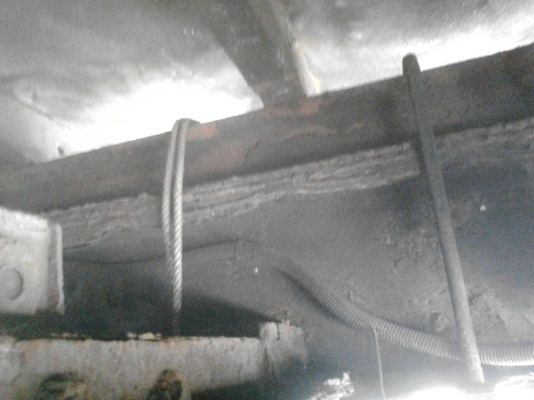 รถอีซูซุ 10  ล้อ ตู้เย็น FVM 195 แรงม้า.     สนใจติดต่อ  081 - 6079515