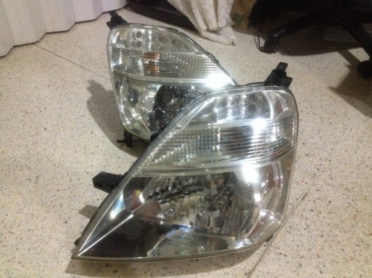 ไฟหน้า HONDA STREAM เป็นซีน่อนเเท้โรงงานเก่าญี่ปุ่นเเท้สภาพสวยคู่ละ ไฟหน้า HONDA STREAM เป็นซีน่อนเเท้โรงงานเก่าญี่ปุ่นเเท้สภาพสวยคู่ละ