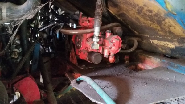 รถเกี่ยวข้าว บางไทร รุ่น สิงห์คนองนา