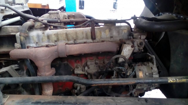 รถฮีโน่ 6 ล้อดั้ม FF 168 แรงม้า. ปี 33.    สนใจติดต่อ  081 - 6079515