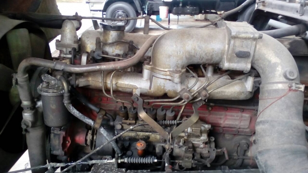 รถฮีโน่ 6 ล้อดั้ม FF 168 แรงม้า. ปี 33.    สนใจติดต่อ  081 - 6079515