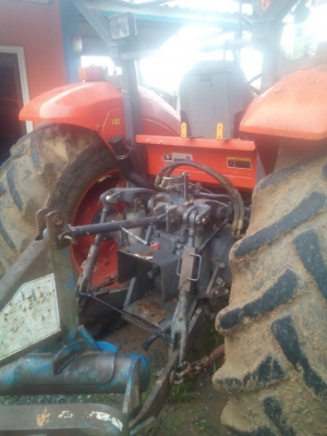 รถไถ KUBOTA  M9540  ,  2 เพลา. , ( รถทำงาน 1,7xx ชม. )     สนใจติดต่อ  081 - 6079515