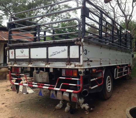 ขายแล้ว ครับ หกล้อ อีซูชุ NMR130ปี54 กะบะพื้นเรส ช่วงยาว 4.30ม สภาพดีสวยจัดเดิมๆสีเดิม ไม่มีชน ทะเบียนพร้อมโอน ราคา 665,000บ รถสวยๆน่าใช้