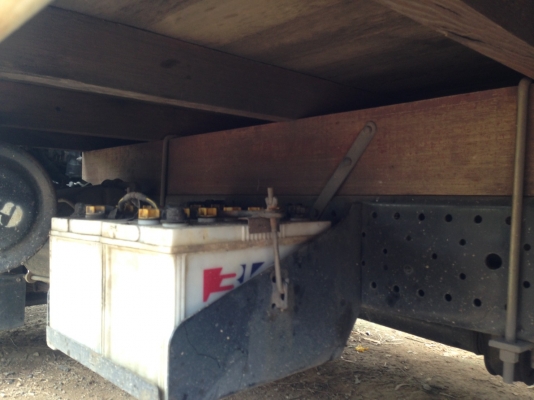 ขายแล้ว ครับ หกล้อ อีซูชุ NMR130ปี54 กะบะพื้นเรส ช่วงยาว 4.30ม สภาพดีสวยจัดเดิมๆสีเดิม ไม่มีชน ทะเบียนพร้อมโอน ราคา 665,000บ รถสวยๆน่าใช้