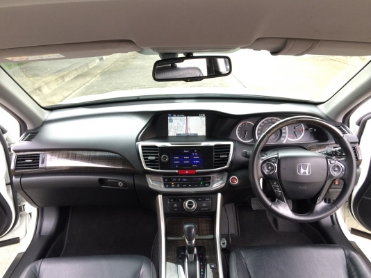 2014 HONDA ACCORD 2.0EL NAVI รถสวยจัด ออปชั่นเต็ม ซ์้อไปคุ้มสุดๆ