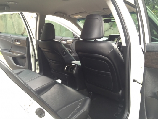 2014 HONDA ACCORD 2.0EL NAVI รถสวยจัด ออปชั่นเต็ม ซ์้อไปคุ้มสุดๆ