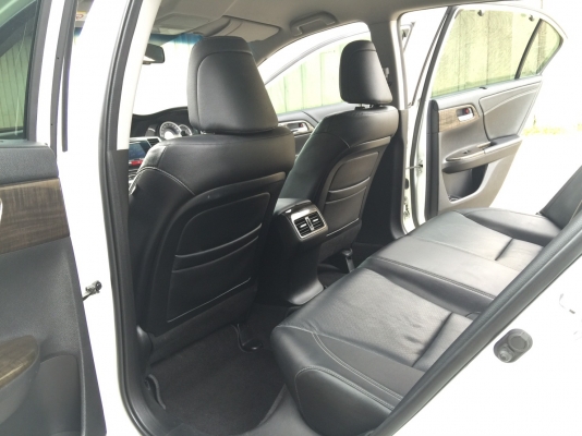 2014 HONDA ACCORD 2.0EL NAVI รถสวยจัด ออปชั่นเต็ม ซ์้อไปคุ้มสุดๆ