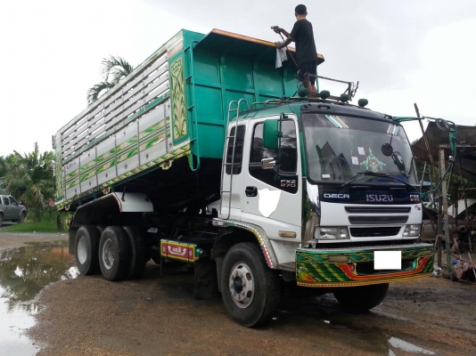 ขายสิบล้อDega270 สนใจติดต่อได้ที่ 085-3635720