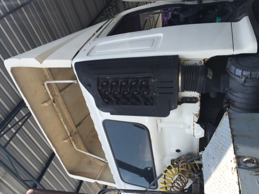 ขายหัวเก๋ง ฮีโน่เมก้าสภาพพร้อมใช้ มีหมวกใหญ่ แท่นหน้าหลัง กันชนใหญ่ไฟหน้าพร้อมขาครบชุด ขายหัวเก๋ง ฮีโน่เมก้าสภาพพร้อมใช้ มีหมวกใหญ่ แท่นหน้าหลัง กันชนใหญ่ไฟหน้าพร้อมขาครบชุด