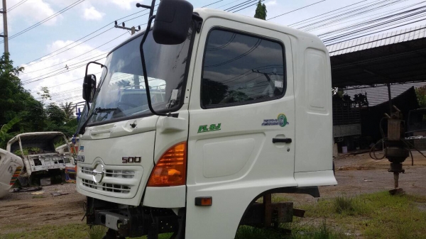 ขายหัวเก๋ง ฮีโน่เมก้าสภาพพร้อมใช้ มีหมวกใหญ่ แท่นหน้าหลัง กันชนใหญ่ไฟหน้าพร้อมขาครบชุด ขายหัวเก๋ง ฮีโน่เมก้าสภาพพร้อมใช้ มีหมวกใหญ่ แท่นหน้าหลัง กันชนใหญ่ไฟหน้าพร้อมขาครบชุด