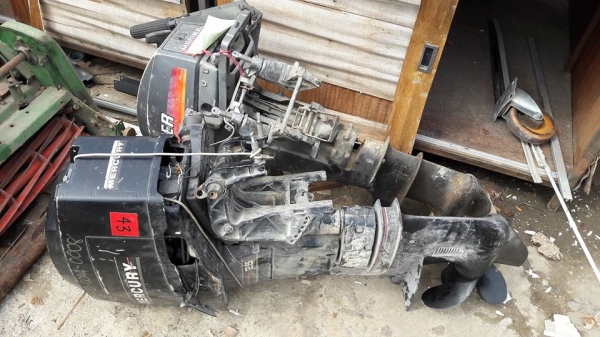 เครื่องยนต์เรือ 2 ตัว ขายเหมา