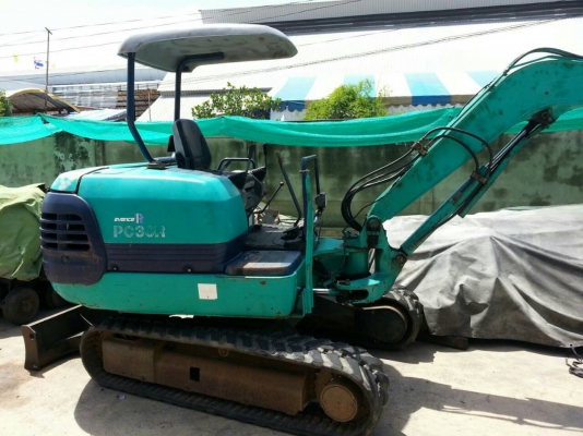 ขาย รถขุด KOMATSU รุ่น PC30R-8-มือสองญี่ปุ่น แทรกยางสภาพใหม่ มือถือ/LINE ID : 0818753444