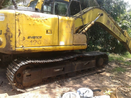 รถแบคโฮ KOMATSU  PC 120 - 6.      สนใจติดต่อ  081 - 6079515