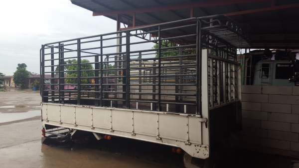 ขายกระบะ6ล้อhino เมก้ายาว4.30 เมตรสภายสวยไม่ผุ ใส่ใช้งานได้เลย