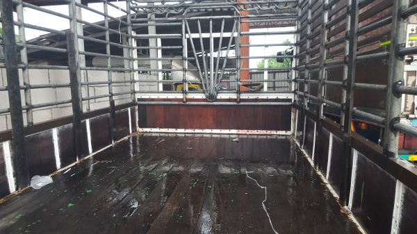 ขายกระบะ6ล้อhino เมก้ายาว4.30 เมตรสภายสวยไม่ผุ ใส่ใช้งานได้เลย