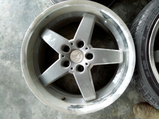 ขายล้อแม๊กถอดจาก BMW 525 HAMANN 18x8.5 ET15 ขายล้อแม๊กถอดจาก BMW 525 HAMANN 18x8.5 ET15