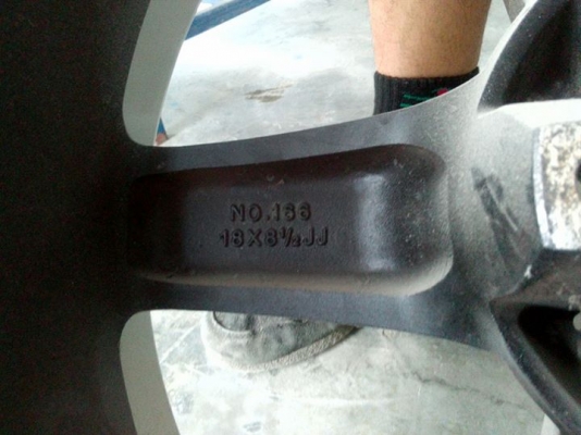 ขายล้อแม๊กถอดจาก BMW 525 HAMANN 18x8.5 ET15 ขายล้อแม๊กถอดจาก BMW 525 HAMANN 18x8.5 ET15