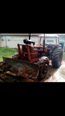 ขาย คูโบต้า M8030 สองเพลา มีเล่มทะเบียน มีดันหน้าอย่างเดียว เพลาหน้าใช้ได้  (เพลา กลางลอย) ต้องแก้ไขเพลาหน้าซ้าย อุปกรณ์ มีใบดันอย่างเดียว เครื่องเกียร์ดี  ราคา 169,000  091-0206555 อยู่ร้อยเอ็ด