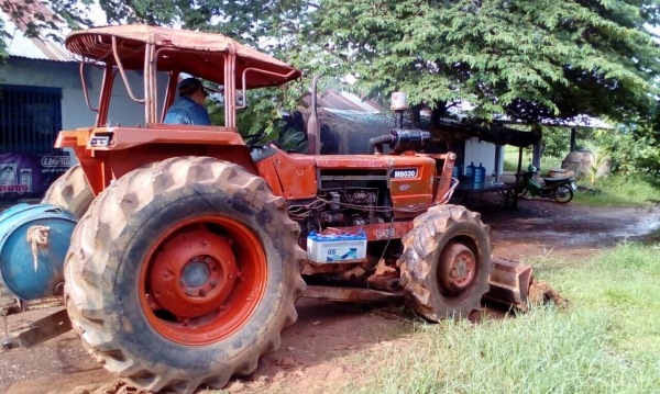 ขาย คูโบต้า M8030 สองเพลา มีเล่มทะเบียน มีดันหน้าอย่างเดียว เพลาหน้าใช้ได้ (เพลา กลางลอย) ต้องแก้ไขเพลาหน้าซ้าย อุปกรณ์ มีใบดันอย่างเดียว เครื่องเกียร์ดี ราคา 169,000 091-0206555 อยู่ร้อยเอ็ด ขาย คูโบต้า M8030 สองเพลา มีเล่มทะเบียน มีดันหน้าอย่างเดียว เพลาหน้าใช้ได้ (เพลา กลางลอย) ต้องแก้ไขเพลาหน้าซ้าย อุปกรณ์ มีใบดันอย่างเดียว เครื่องเกียร์ดี ราคา 169,000 091-0206555 อยู่ร้อยเอ็ด