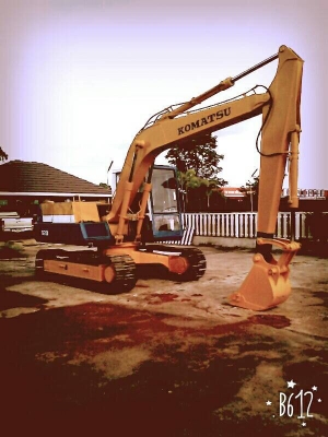 Komatsu 120-3 โรลเลอร์ใหม่ เอวแน่น เครื่องดี ปั้มดี พร้อมใช้จร้า