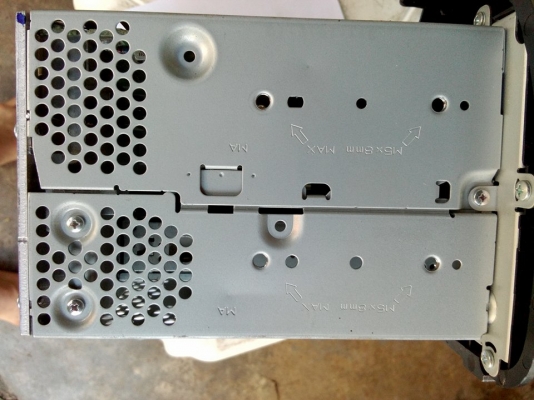 เครื่องเล่นเดิมถอดจาก นิสสัน มาร์ช ป้ายแดง เครื่องเล่นเดิมถอดจาก นิสสัน มาร์ช ป้ายแดง