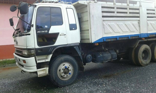 Hino 2k  ปี38  ติดต่อ  080-1405528