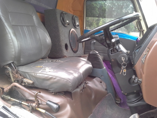 ขายฮีโน่ดั้มKM777 WO4D117แรง เกียร์4J แอร์เย็น สโลกลาง ท้ายF รถสวยขับดีมาก เจ้าของขายเอง