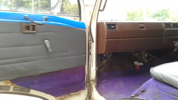 ขายฮีโน่ดั้มKM777 WO4D117แรง เกียร์4J แอร์เย็น สโลกลาง ท้ายF รถสวยขับดีมาก เจ้าของขายเอง