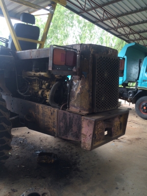 ขายรถตัก CAT910 สภาพพร้อมใช้งาน ต่อแขนยาวเรียบร้อยครับ เครื่องเปลี่ยนเป็น6BD1  เอกสารสัญญาซื้อขาย