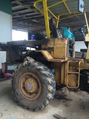 ขายรถตัก CAT910 สภาพพร้อมใช้งาน ต่อแขนยาวเรียบร้อยครับ เครื่องเปลี่ยนเป็น6BD1  เอกสารสัญญาซื้อขาย