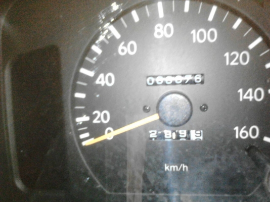 รถฮีโน่ 6 ล้อ ( รั้ว ) BU141 / 115 แรงม้า. ปี 43.    สนใจติดต่อ  081 - 6079515