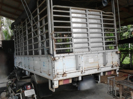 รถฮีโน่ 6 ล้อ ( รั้ว ) BU141 / 115 แรงม้า. ปี 43.    สนใจติดต่อ  081 - 6079515