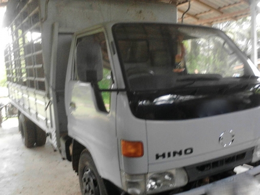 รถฮีโน่ 6 ล้อ ( รั้ว ) BU141 / 115 แรงม้า. ปี 43.    สนใจติดต่อ  081 - 6079515