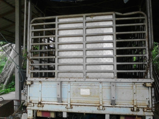 รถฮีโน่ 6 ล้อ ( รั้ว ) BU141 / 115 แรงม้า. ปี 43.    สนใจติดต่อ  081 - 6079515