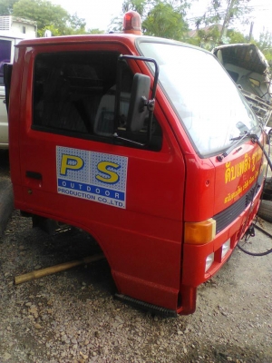 อีซูซุNKR110