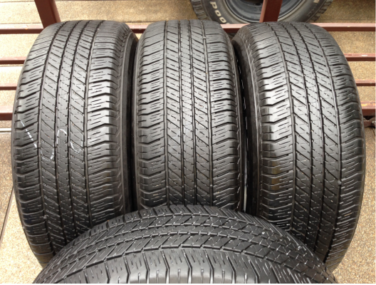 ยาง Bridgestone 265 65 17 ปี14 ดอกเต็ม ไม่มีปะ ราคาไม่แพง