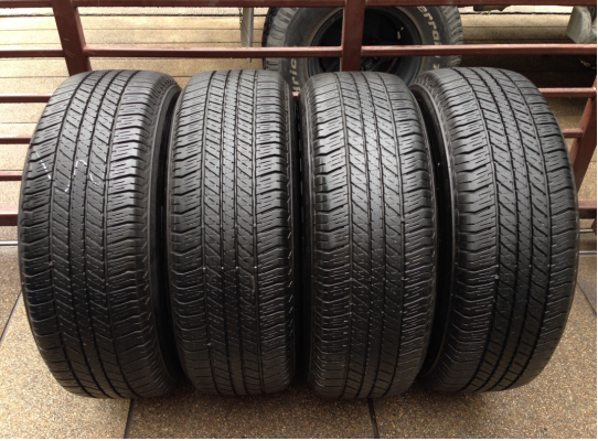 ยาง Bridgestone 265 65 17 ปี14 ดอกเต็ม ไม่มีปะ ราคาไม่แพง